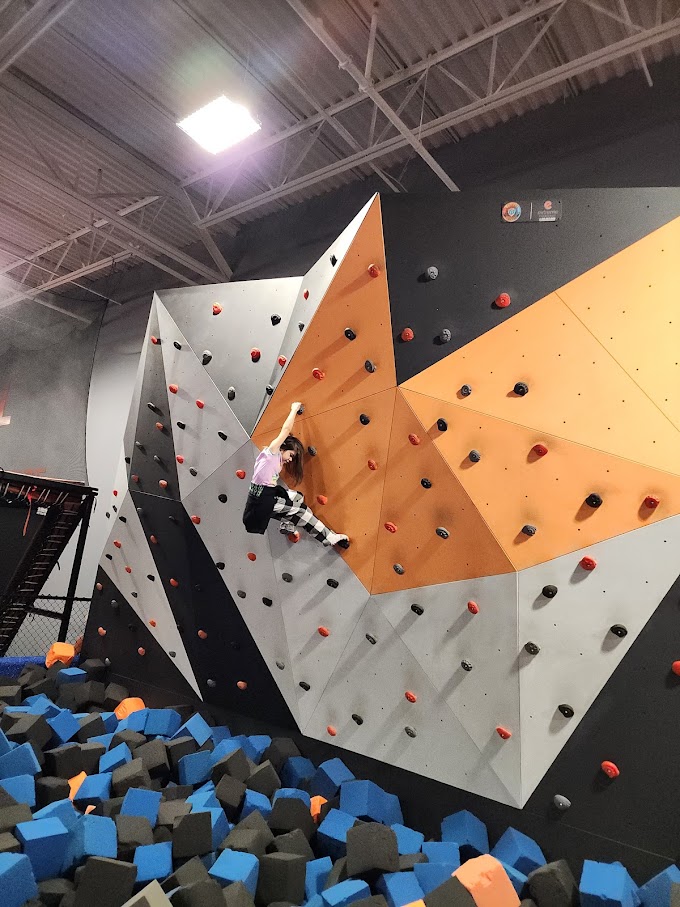 Sky Zone Trampoline Park Phoenix photo 5