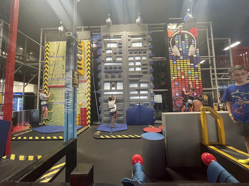 Uptown Jungle Fun Park | Peoria, AZ Peoria photo 3