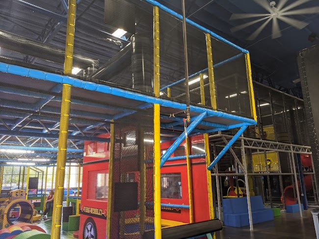 Uptown Jungle Fun Park | Peoria, AZ Peoria photo 4