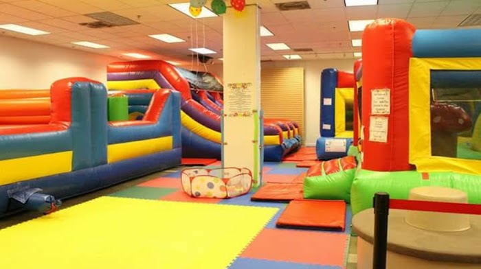 Vista Jump N Play Sierra Vista photo 3